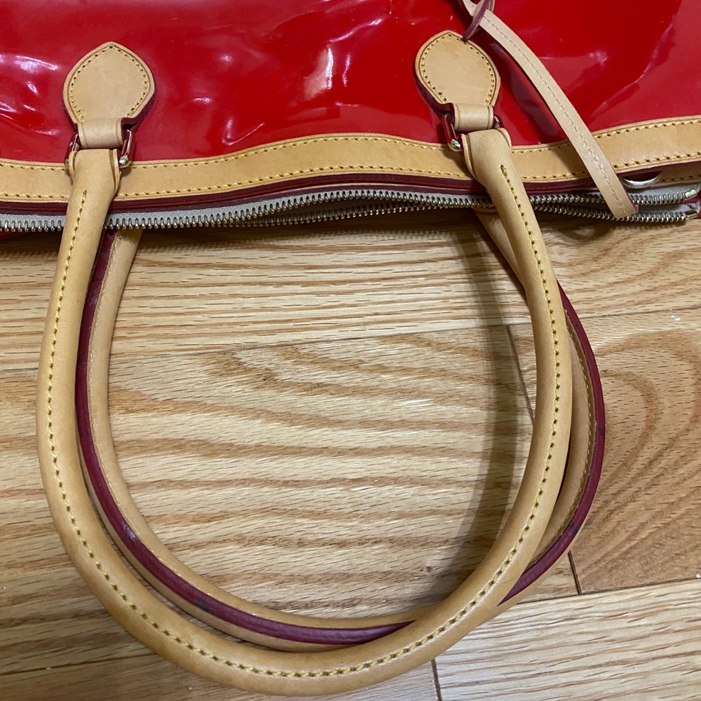 Dooney & Bourke Handbag - Picture 16 of 16